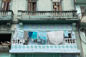 On Streetscapes and the Pursuit of Authenticity in Havana, Cuba